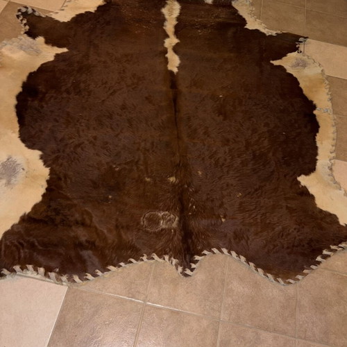 Rug used, genuine leather, 2.20 x 2.00 m