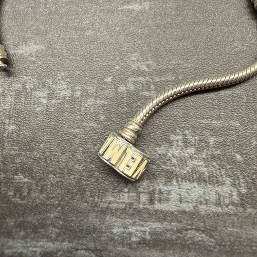 Pandora Marvel bracelet like new, size 17cm