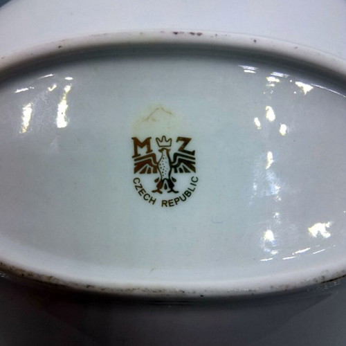 Vintage porcelain triptych plate like new with gold details