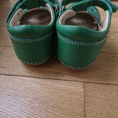 Kickers baby shoes size 22, leather, non-slip sole