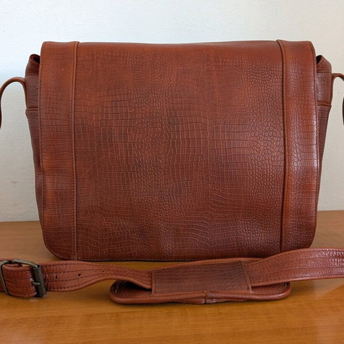 Leather camera bag like new
