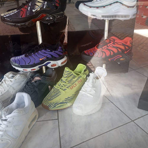 Nike Shox and Tn sneakers new, comfortable, black and multicolor