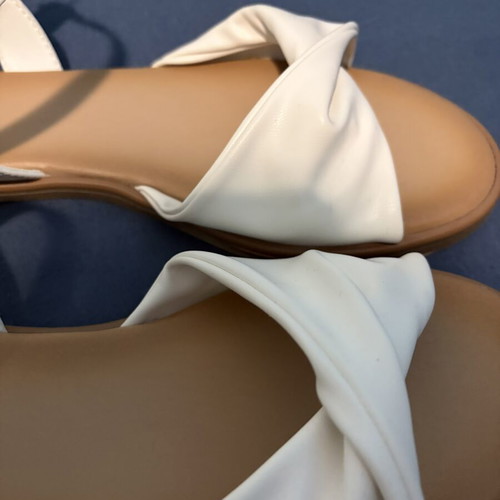 White sandals size 40, like new