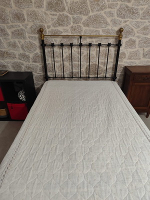 Κρεβάτι ημίδιπλο σιδερένιο σαν καινούργιο 120χ190