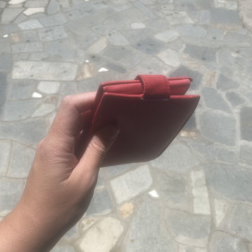 Women's wallet new, fuchsia color with compartments and clasp