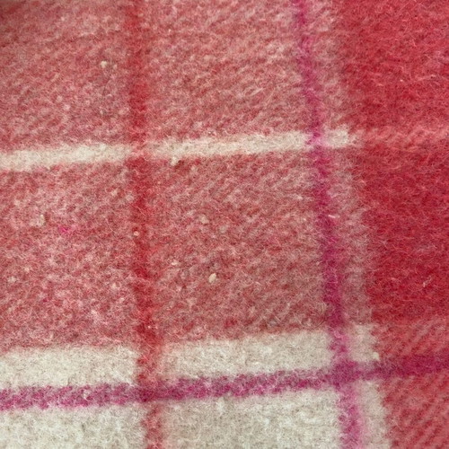 Omega double wool blanket like new 195x230