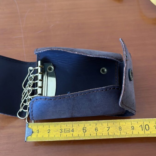 Benson & Hedges key wallet used with 6 hooks and 3 bonus key wallets