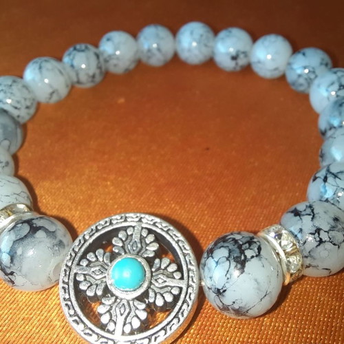 Bracelet with gray haolite semi-precious stones and metal cross new