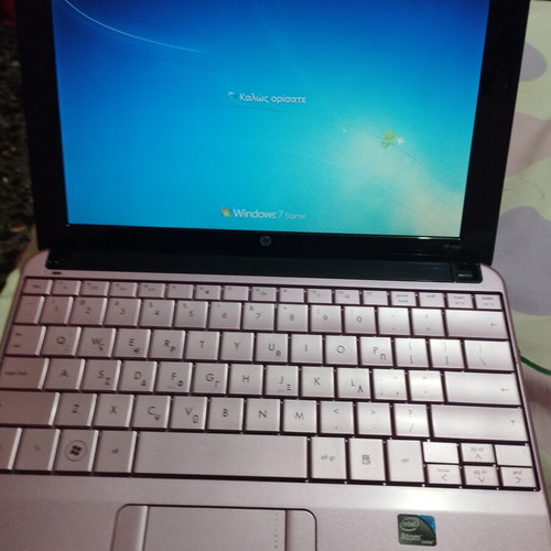 HP Mini Laptop like new with charger, floral color