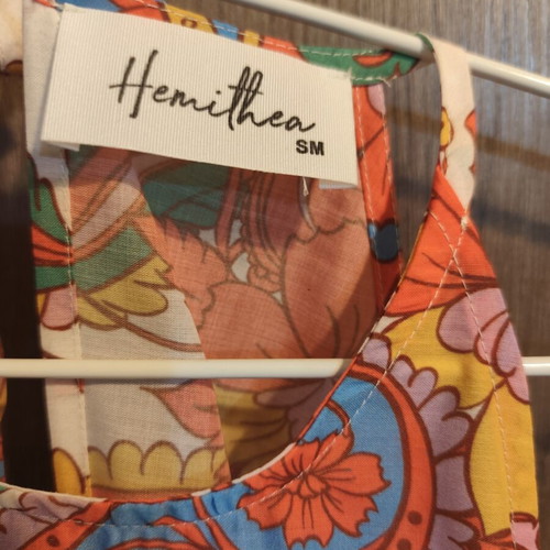 Hemithea dress used, colorful, size M