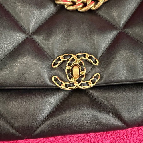 Chanel τσάντα ώμου μεταχειρισμένη, μαύρη flap bag maxi