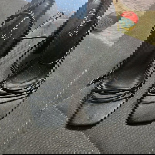 Πέδιλο No.39 ελάχιστα φορεμένο με λουράκια, πολύ άνετο, μαύρο