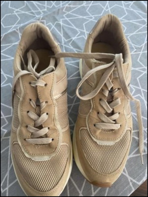 Sneakers καφέ αθλητικά, δυο φορές φορεμένα, νούμερο 41
