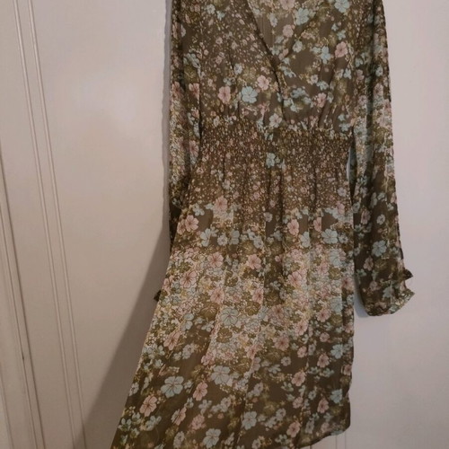 H&M summer floral dress like new, size 36