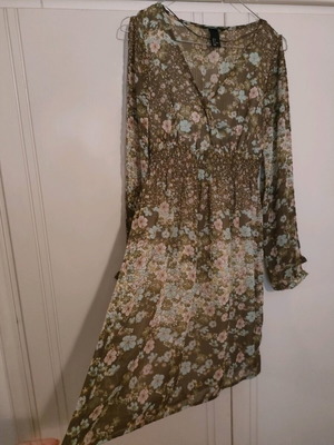 H&M summer floral dress like new, size 36