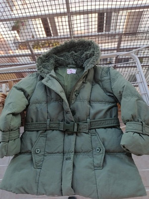 Prenatal kids jacket like new with hood, size 4-5 years