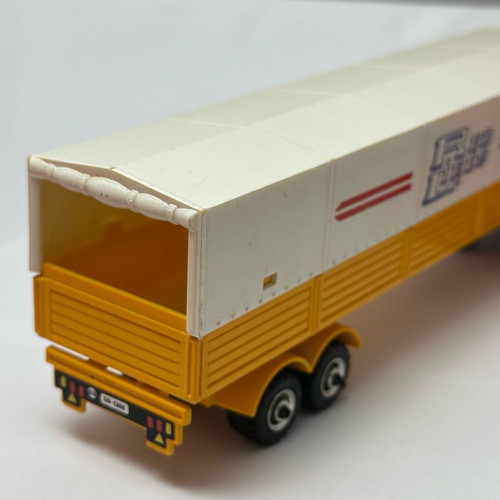 Play Trucks truck used, scale 1:50, Afoi Gavriilidi
