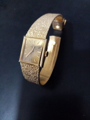 Vintage women's gold-plated watch used with case