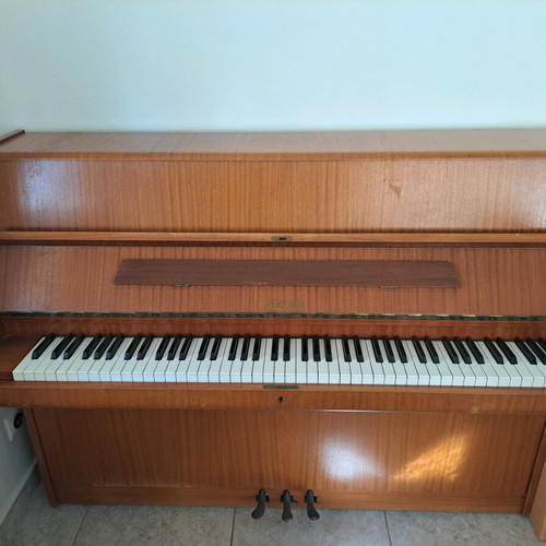 Geyer piano used