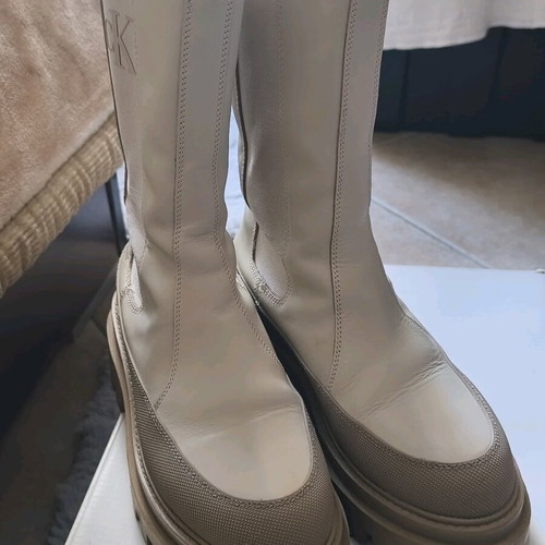 Calvin Klein boots like new, size 38, white and beige