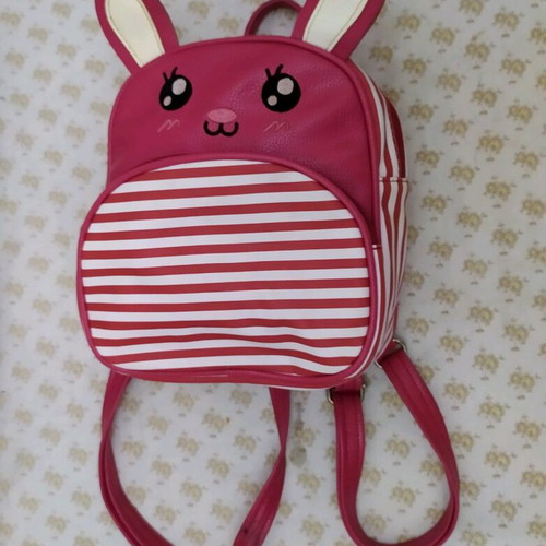 Children's backpack like new, height 22 cm, width 20 cm, depth 7 cm