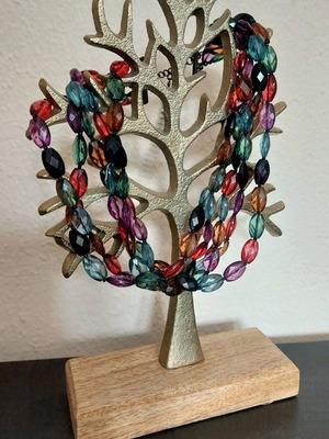 Short colorful Faux bijoux necklace like new, Plexiglass