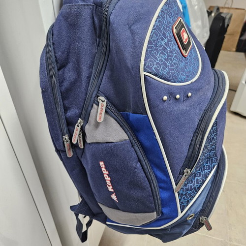 Kappa sports backpack like new, blue, multiple compartments