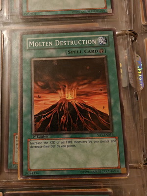 Yu-Gi-Oh card Molten Destruction like new