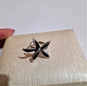Adjustable Silver 925 flower ring!