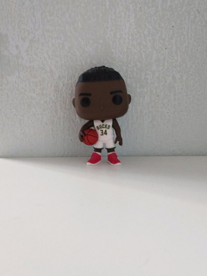 Funko Pop Giannis Antetokounmpo like new