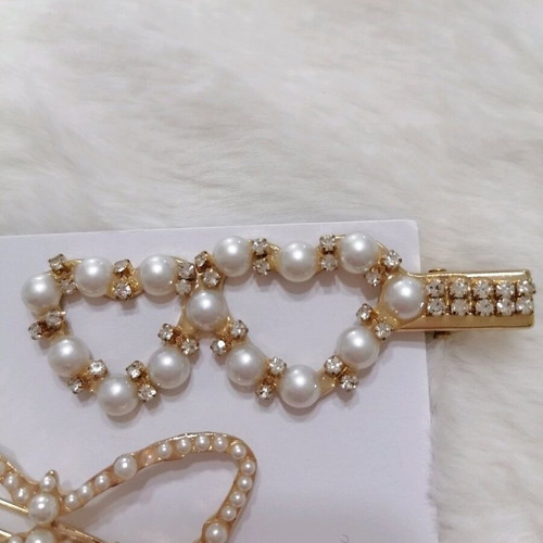 Women’s Hair Accessory Clip Set 2 with Pearls and Crystals new