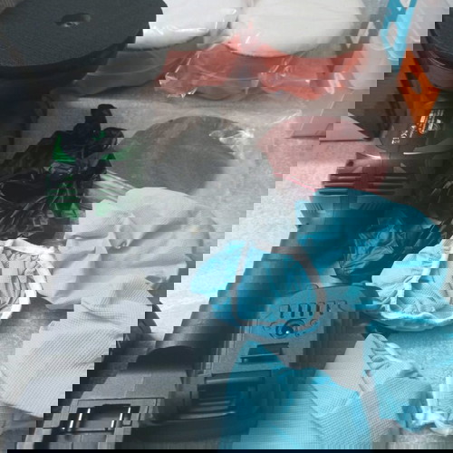 Professional polisher with 2 batteries new