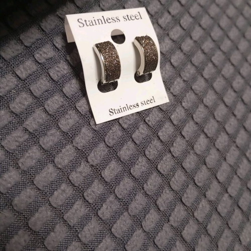 Small hoop earrings new stainless steel black and silver