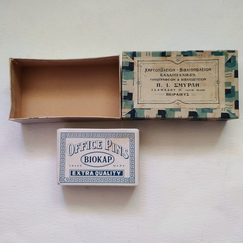 Vintage office set with Biokap pins and Smyrli bookstore box