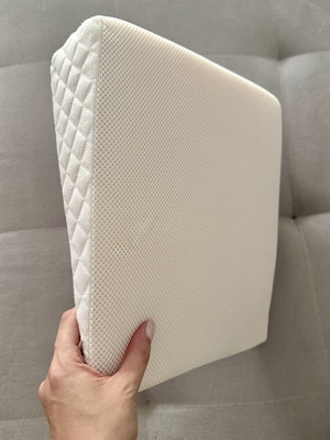 Baby Reflux Pillow like new, ergonomic memory foam with removable cover