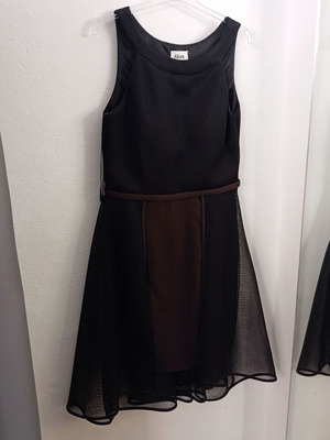Women's dress branded new, black, size L