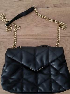 Mango shoulder bag black like new