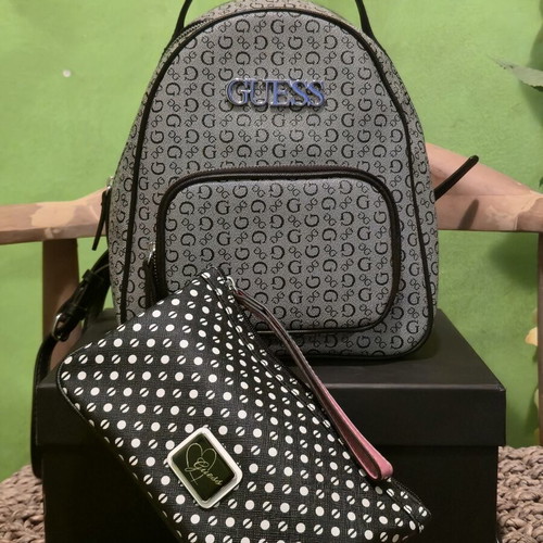 Guess women's backpack like new with gift pouch, black and gray