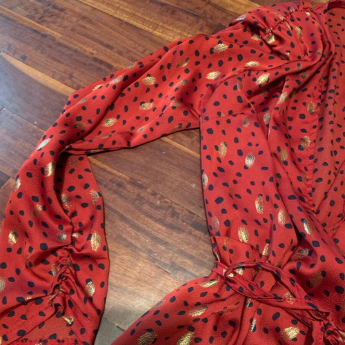 Women's impressive dress like new, red with gold accents