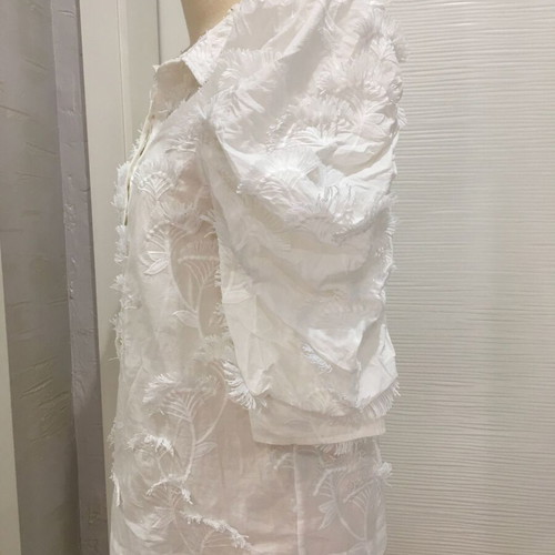 Munthe Temple white blouse with embroidered floral details, like new