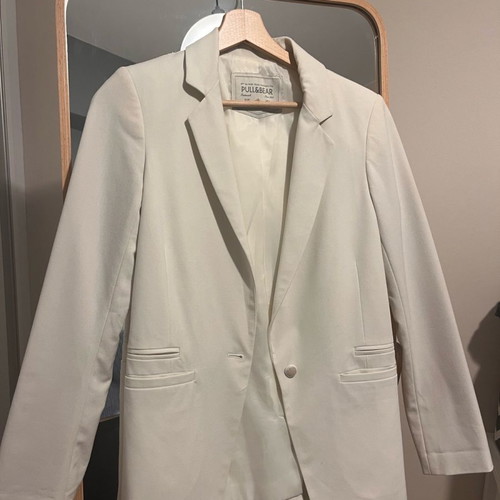 Pull n Bear ecru jacket used, size small