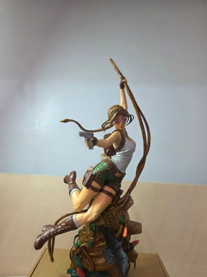 Αγαλματίδιο Lara Croft diorama 3D εκτυπωμένο από ρητίνη