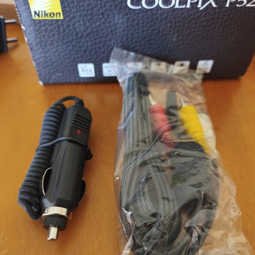 Nikon Coolpix P520 camera