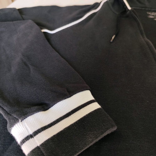 Nike women's black hoodie with zipper size S like new