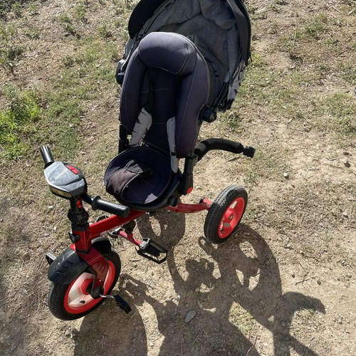 Children's tricycle bike