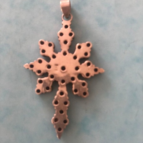Silver cross with garnets like new, dark red