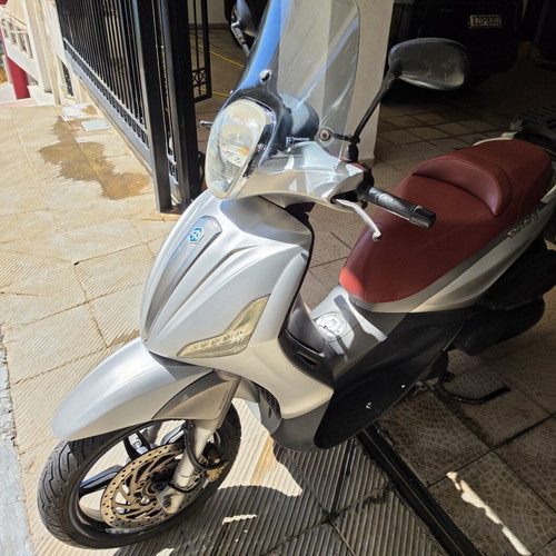 Piaggio Beverly 350 SportTouring scooter 2013 Euro 3 with ABS/ASR