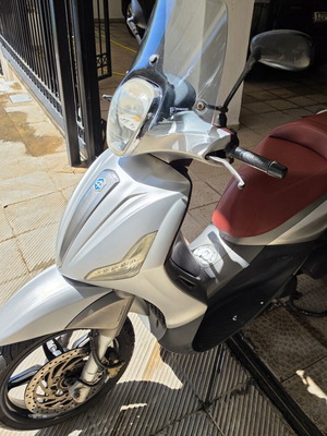 Piaggio Beverly 350 SportTouring scooter 2013 Euro 3 with ABS/ASR