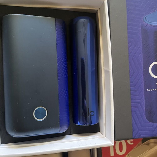 Glo devices like new, pack of 2 with boxes without charger