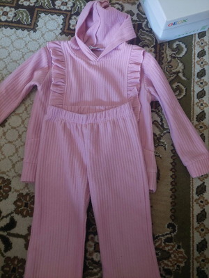 Miss Evita tracksuit for 3-year-old girl like new